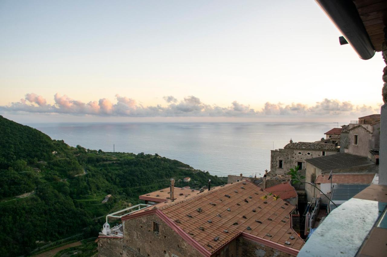 Palazzo Del Diplomatico Villa Belmonte Calabro Exteriör bild